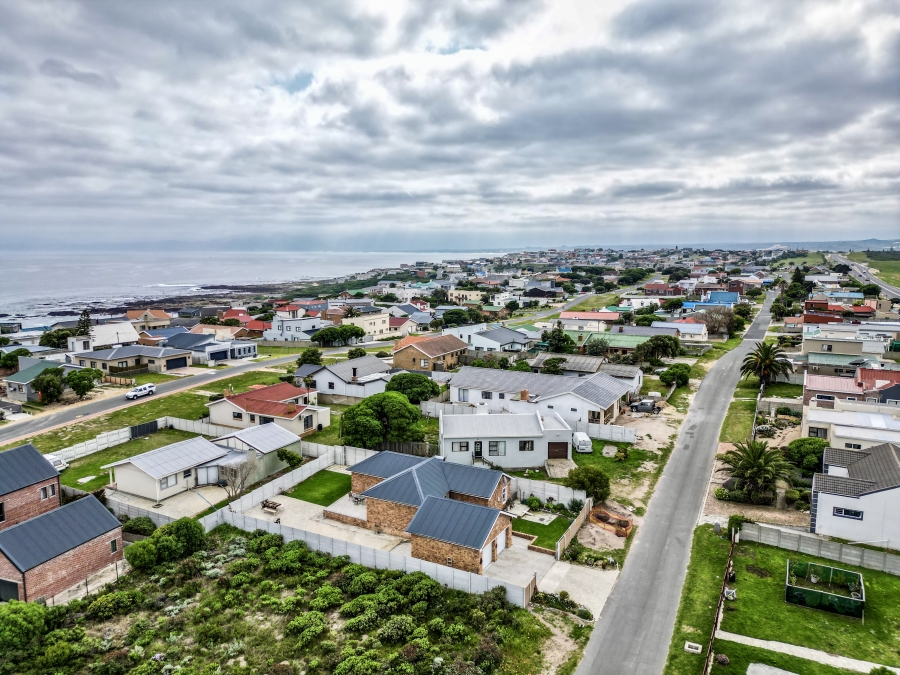 3 Bedroom Property for Sale in De Kelders Western Cape